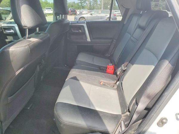 2022 TOYOTA 4RUNNER SR5 Prem