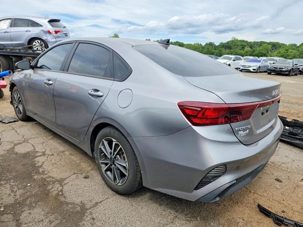2024 KIA FORTE