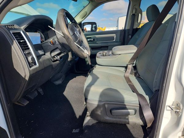 2019 RAM 1500 CLASSIC SLT