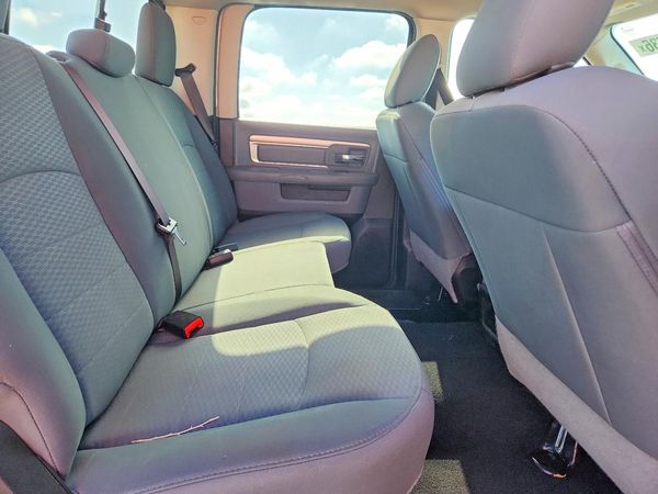 2019 RAM 1500 CLASSIC SLT