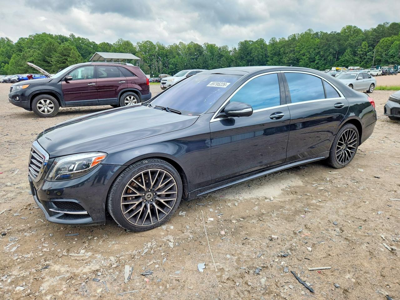 2016 MERCEDES-BENZ S-CLASS S550-4M — Front 3/4