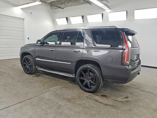 2015 CADILLAC ESCALADE Luxury