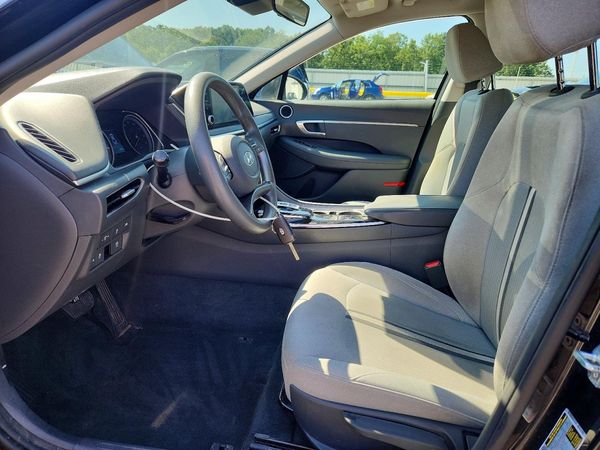 2020 HYUNDAI SONATA SE