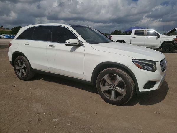 2019 MERCEDES-BENZ GLC GLC300
