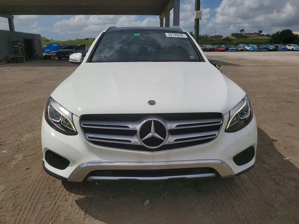 2019 MERCEDES-BENZ GLC GLC300