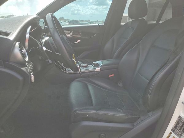 2019 MERCEDES-BENZ GLC GLC300