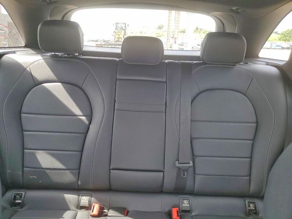 2019 MERCEDES-BENZ GLC GLC300
