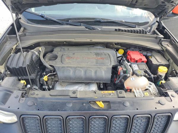 2020 JEEP RENEGADE LATITUDE 4X4