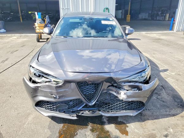 2023 ALFA ROMEO GIULIA RWD