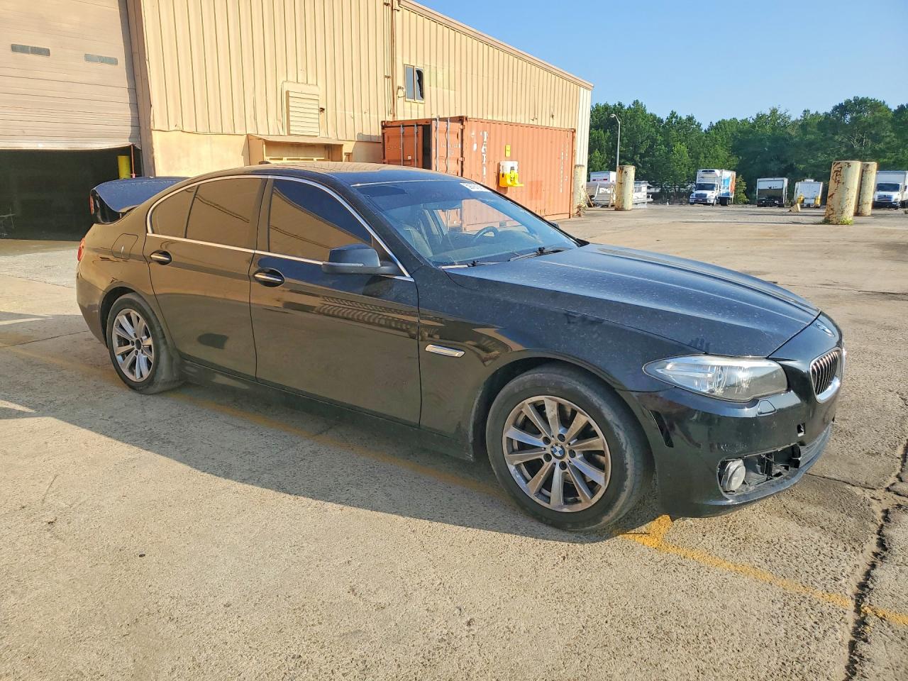 2016 BMW 528