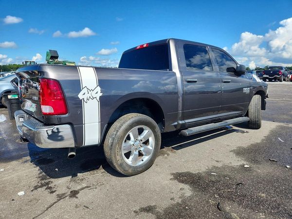 2020 RAM 1500 CLASSIC Tradesman, ST
