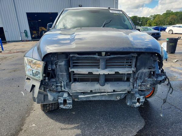 2020 RAM 1500 CLASSIC Tradesman, ST