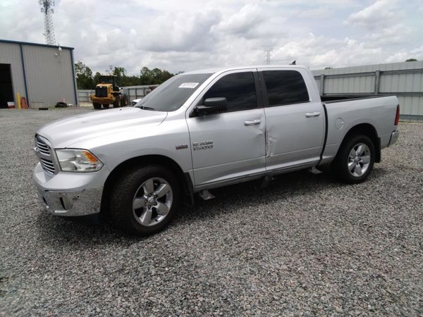 2014 RAM 1500 SLT
