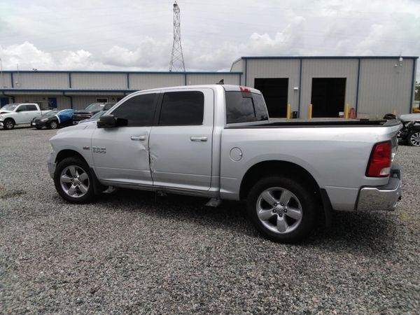 2014 RAM 1500 SLT