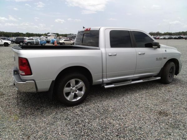 2014 RAM 1500 SLT