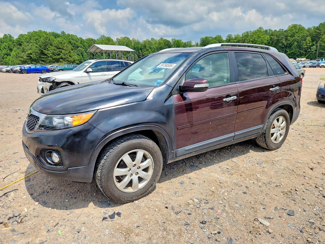2013 KIA SORENTO Base / LX