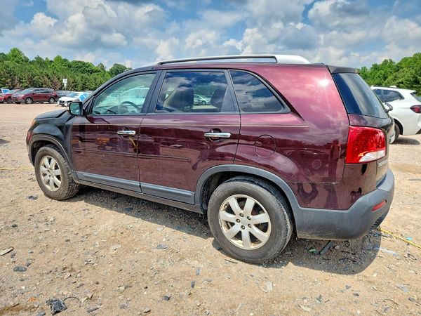 2013 KIA SORENTO Base / LX