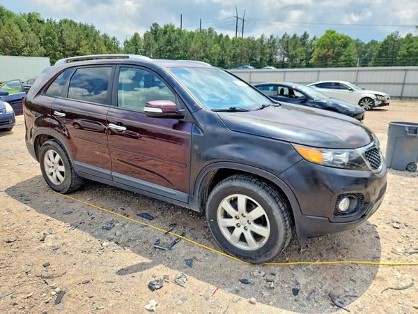 2013 KIA SORENTO Base / LX