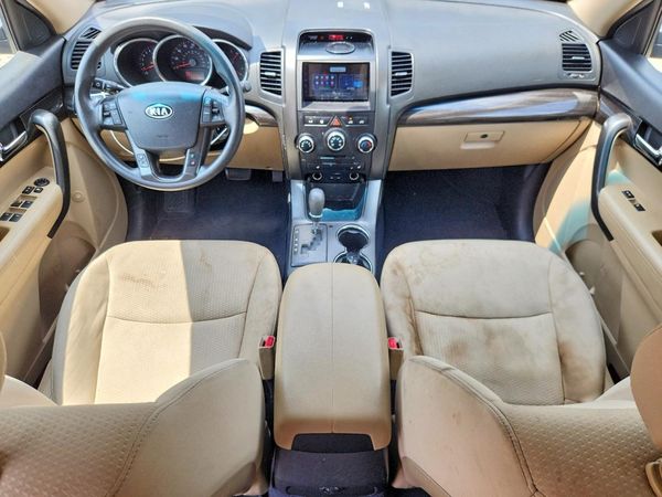 2013 KIA SORENTO Base / LX