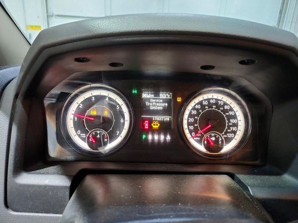 2016 RAM 1500 ST