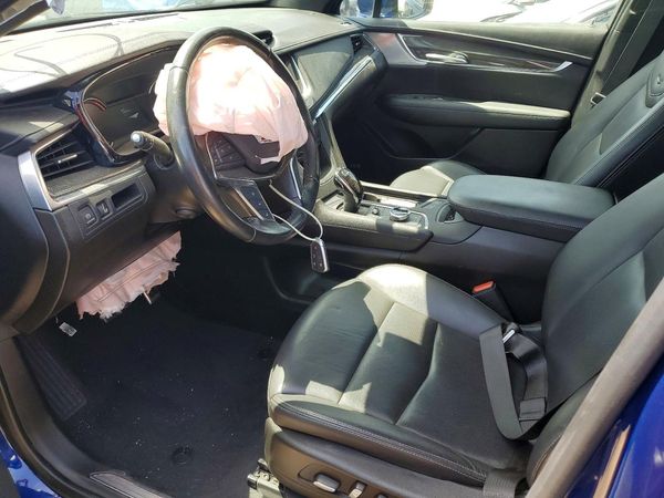 2023 CADILLAC XT5 Sport