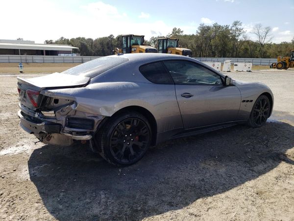 2014 MASERATI GRANTURISMO