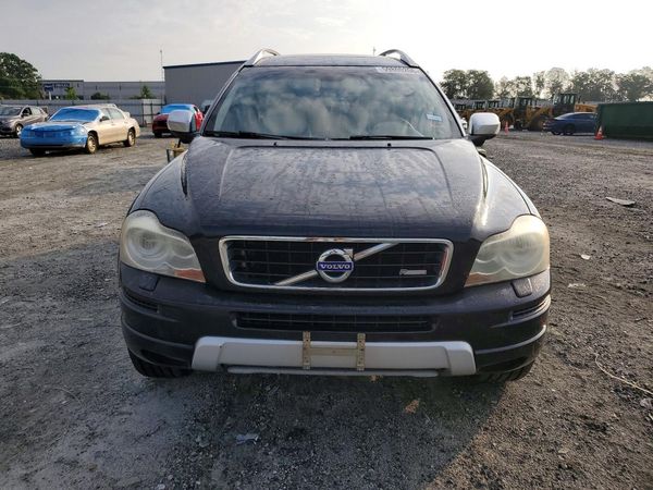 2013 VOLVO XC90