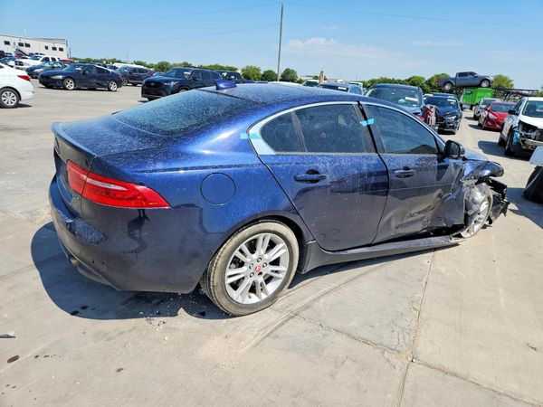 2017 JAGUAR XE
