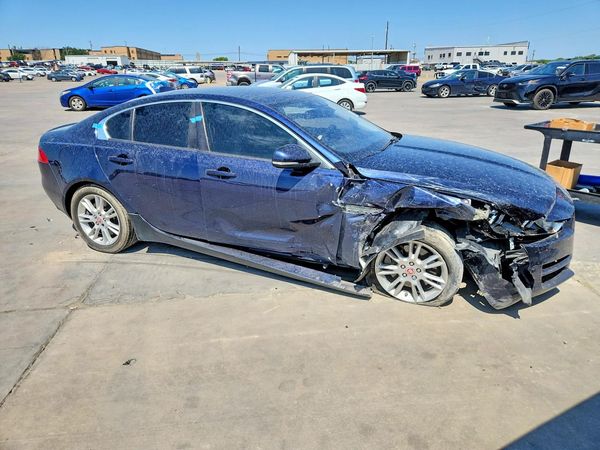 2017 JAGUAR XE