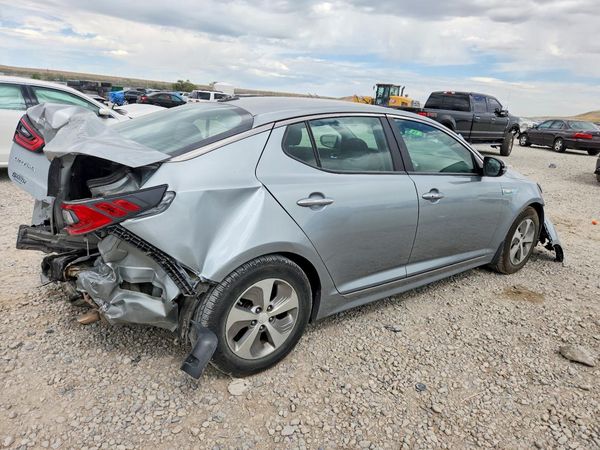 2015 KIA OPTIMA GL - Middle-low