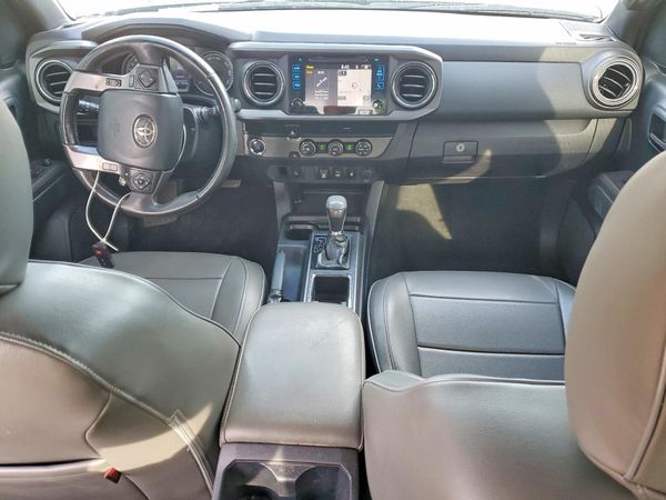 2019 TOYOTA TACOMA SR5