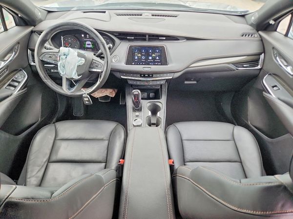 2023 CADILLAC XT4 Sport