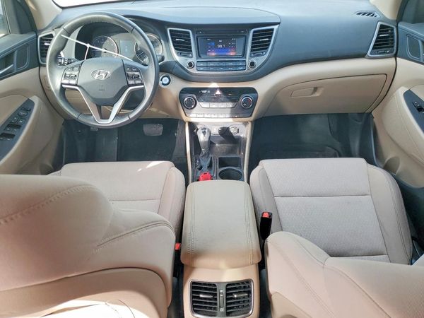 2017 HYUNDAI TUCSON