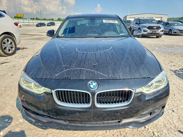 2018 BMW 320