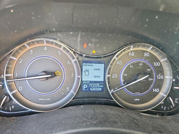 2015 INFINITI QX80