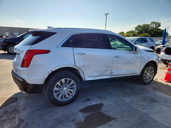 2018 CADILLAC XT5 Luxury