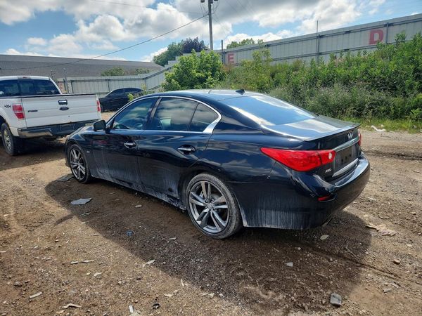 2016 INFINITI Q50