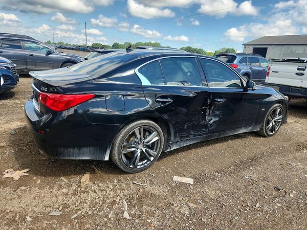 2016 INFINITI Q50