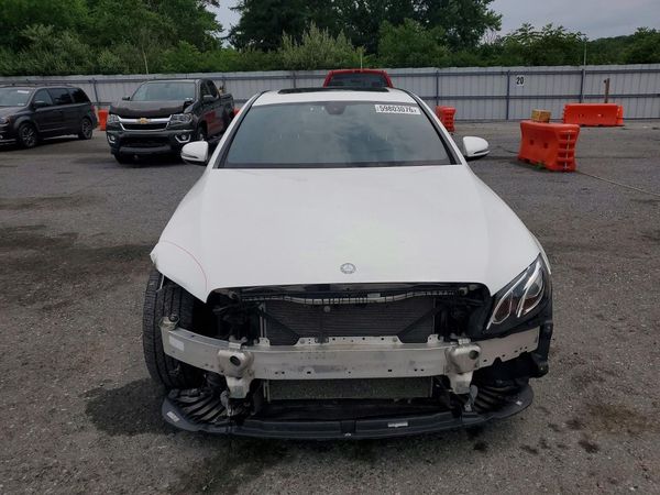 2017 MERCEDES-BENZ E E300