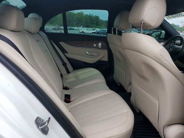 2017 MERCEDES-BENZ E E300