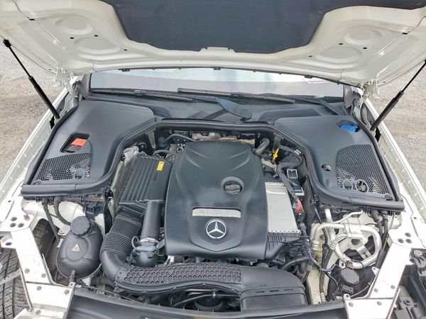 2017 MERCEDES-BENZ E E300