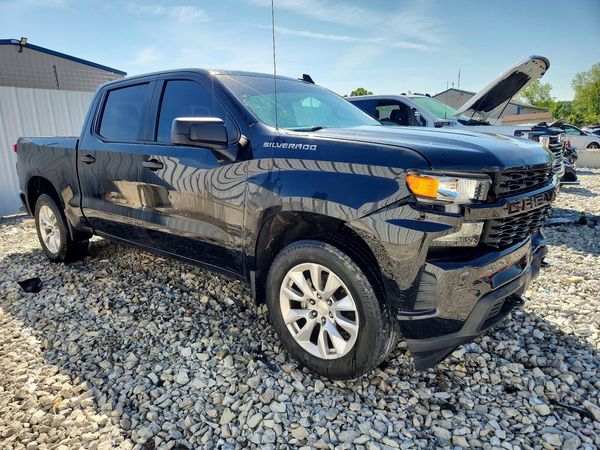 2021 CHEVROLET SILVERADO Custom — Passenger 3/4