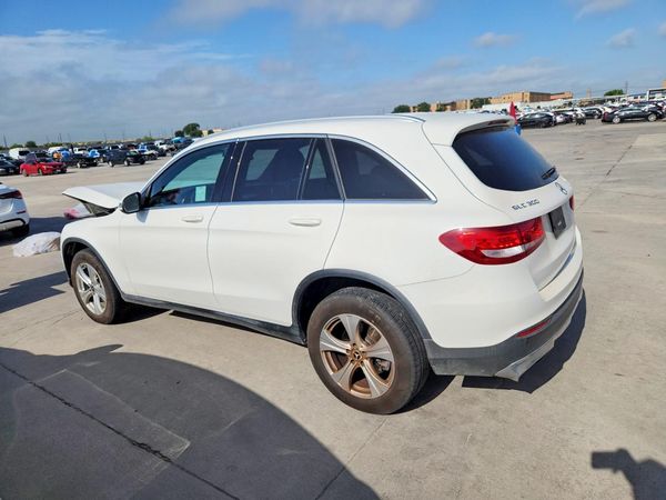 2018 MERCEDES-BENZ GLC GLC300