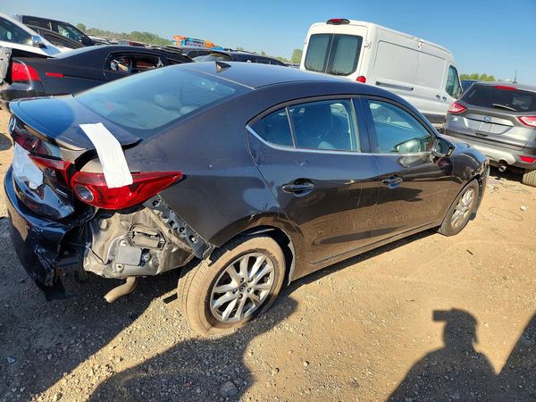 2014 MAZDA 3 Touring/GS
