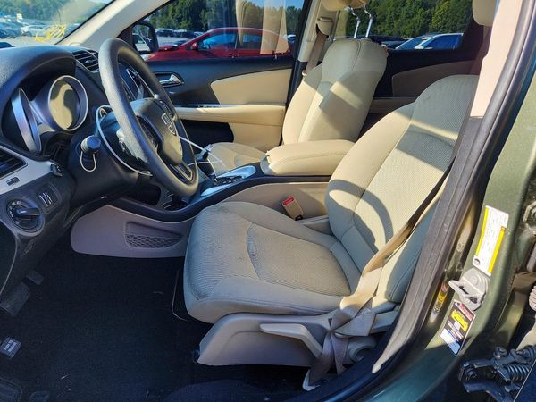 2018 DODGE JOURNEY SE