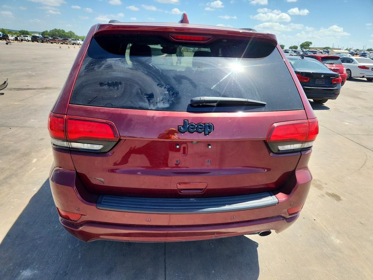 2020 JEEP GRAND CHEROKEE LAREDO 4X2