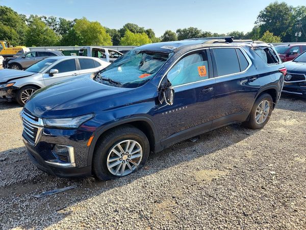 2023 CHEVROLET TRAVERSE LT