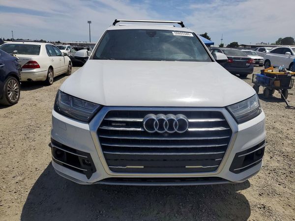 2018 AUDI Q7