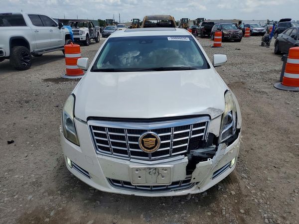 2013 CADILLAC XTS Premium