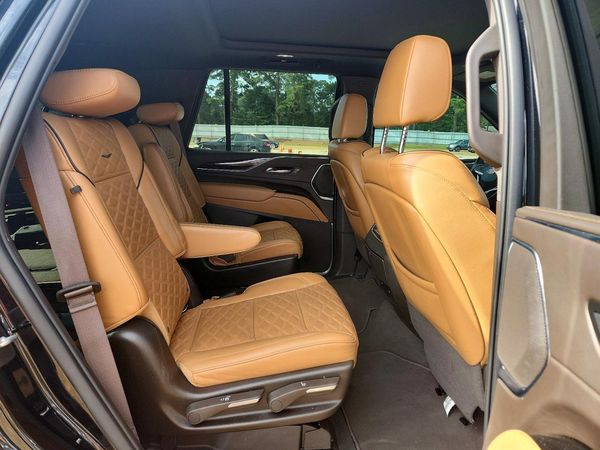 2022 CADILLAC ESCALADE Premium Luxury